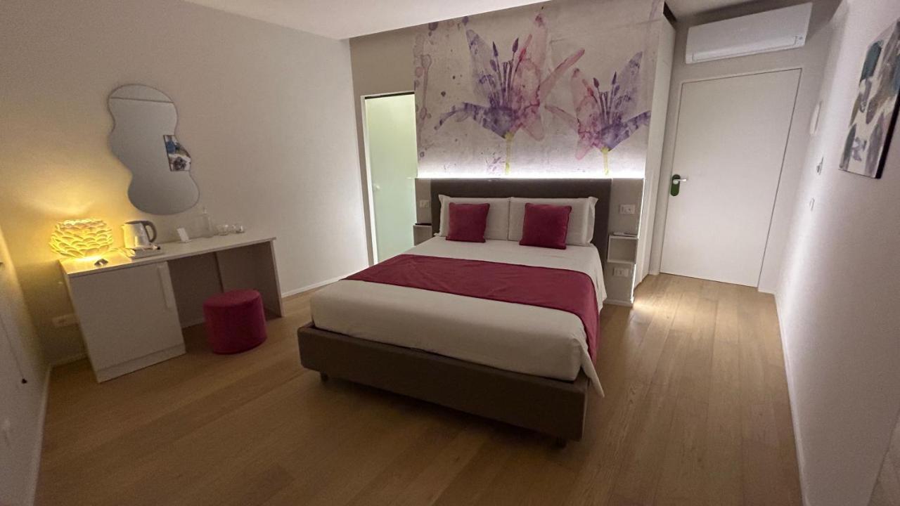San Lorenzo Luxury Boutique Mantova Bagian luar foto