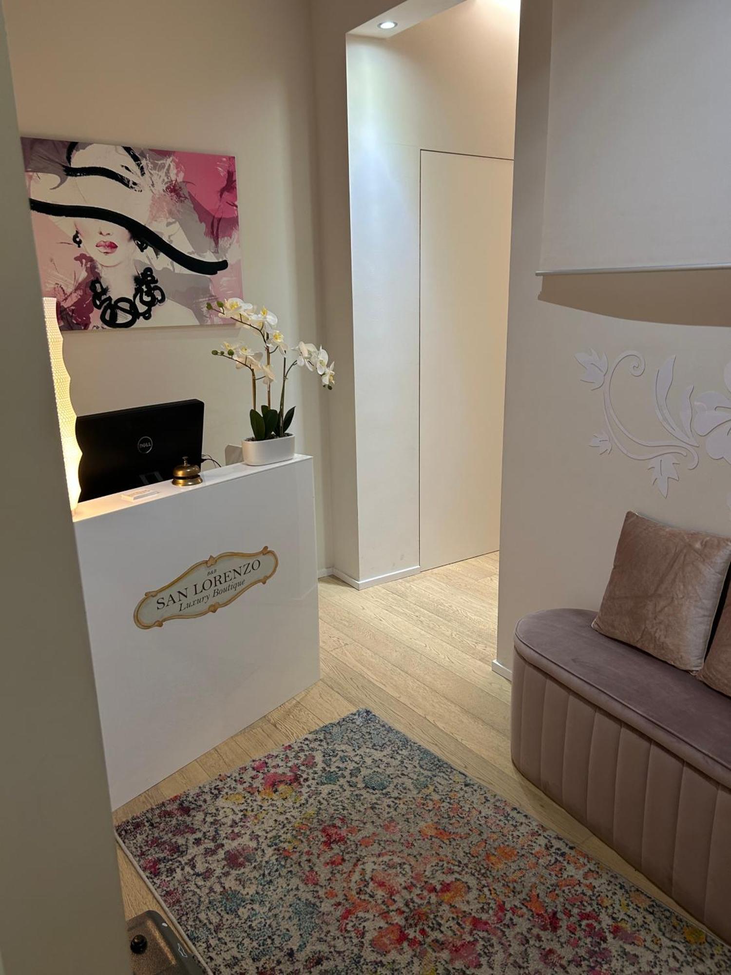San Lorenzo Luxury Boutique Mantova Bagian luar foto