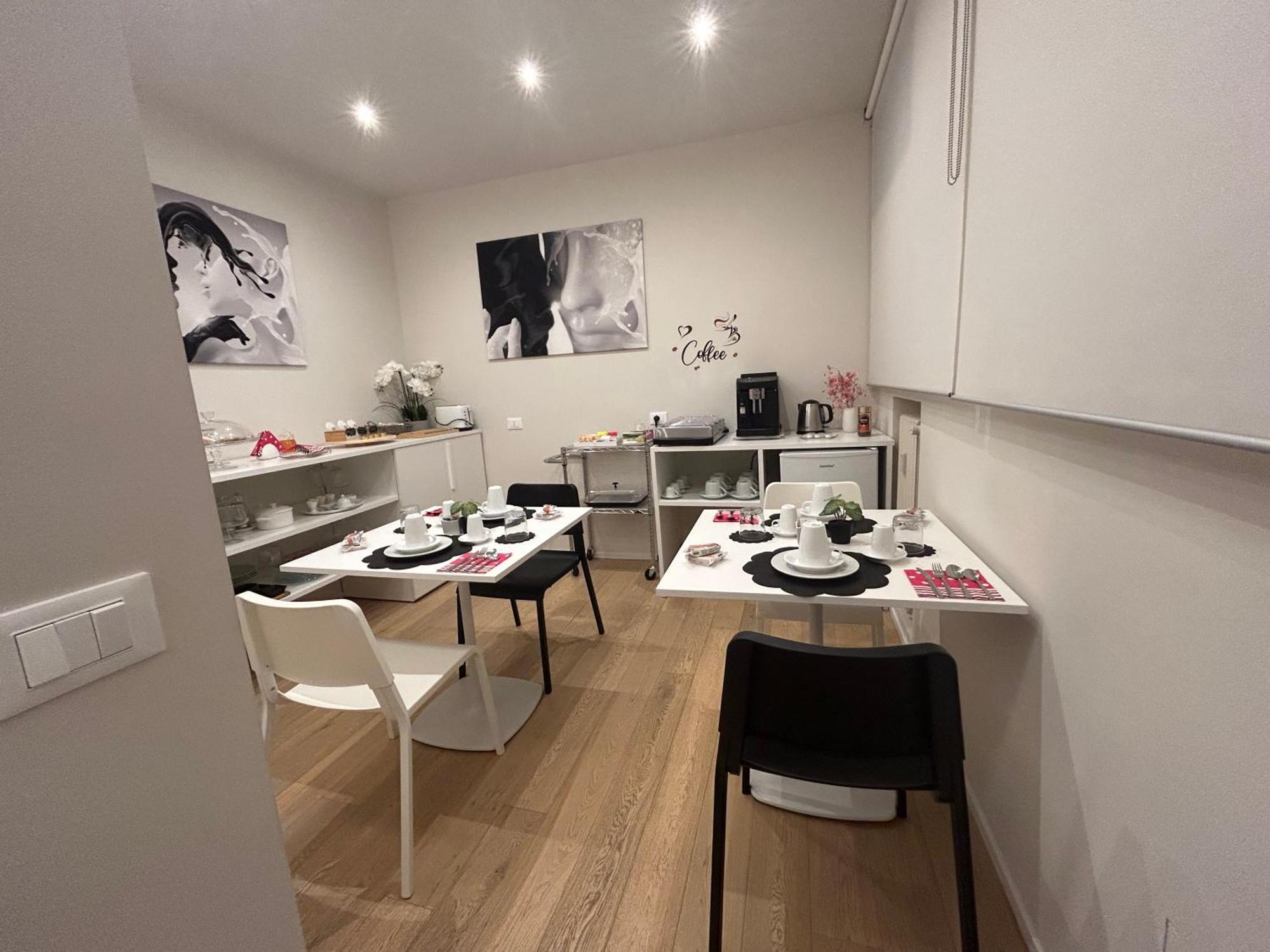 San Lorenzo Luxury Boutique Mantova Bagian luar foto